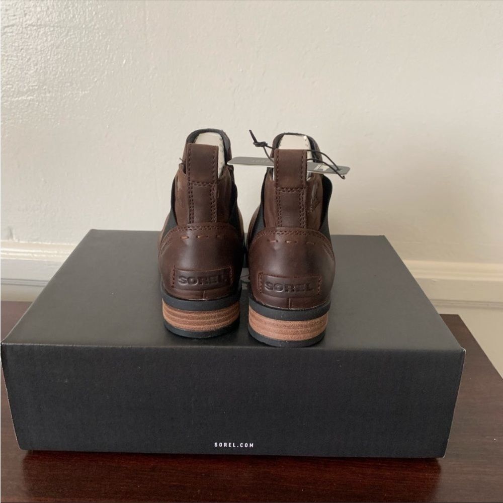 Sorel Emilie waterproof leather Chelsea boot size 6 - Picture 3 of 12